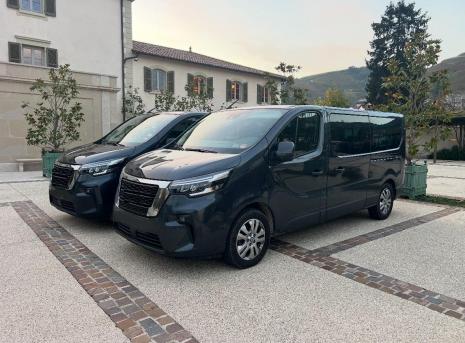 Van xxl places avec chauffeur pour une visite du Beaujolais en minibus
